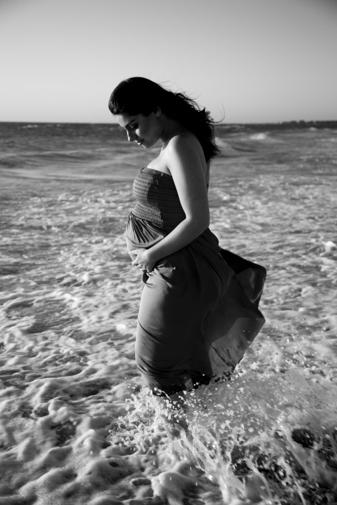 Perth maternity photographer